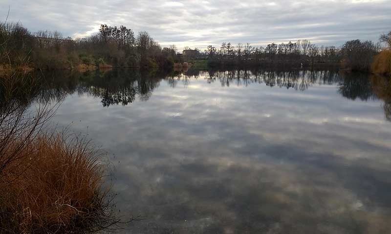 Wolkenspiegelung im Bagger Thekla